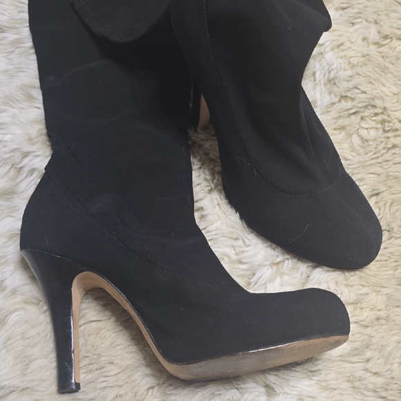 Martinez Valero Black Heeled Boots - Picture 5 of 7